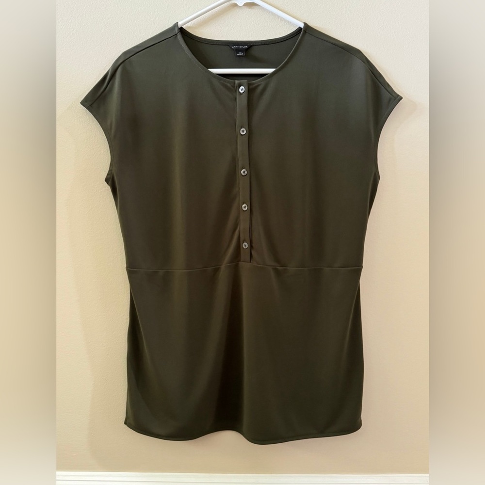 Ann Taylor Army Green Weighted Top